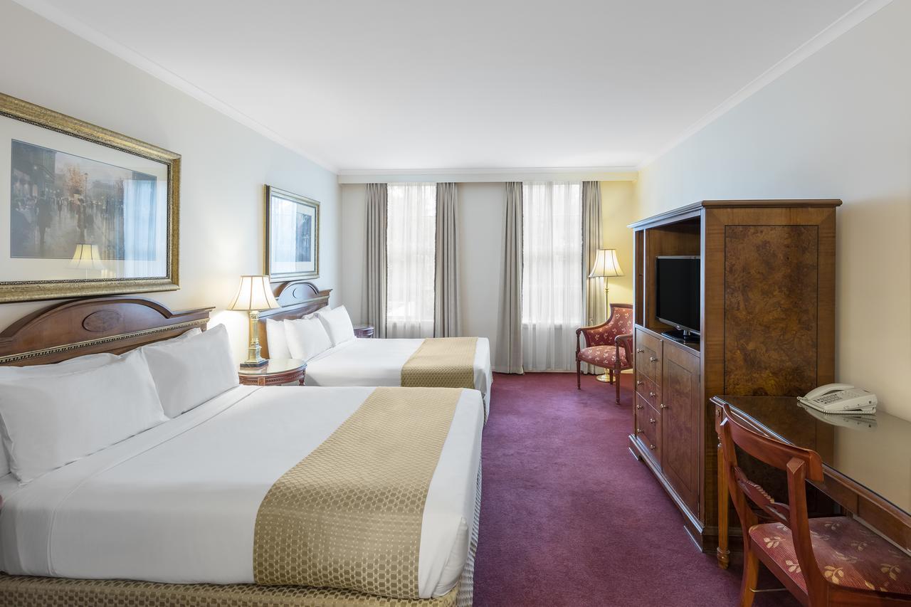 Canterbury International Hotel Forest Hill Екстериор снимка