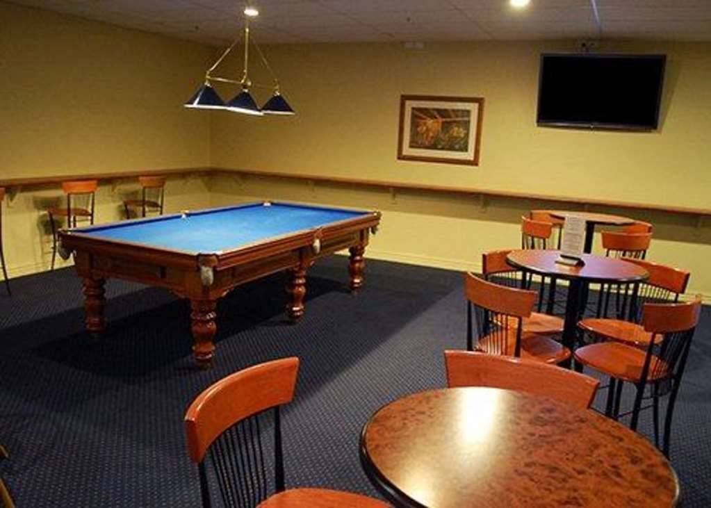 Canterbury International Hotel Forest Hill Екстериор снимка